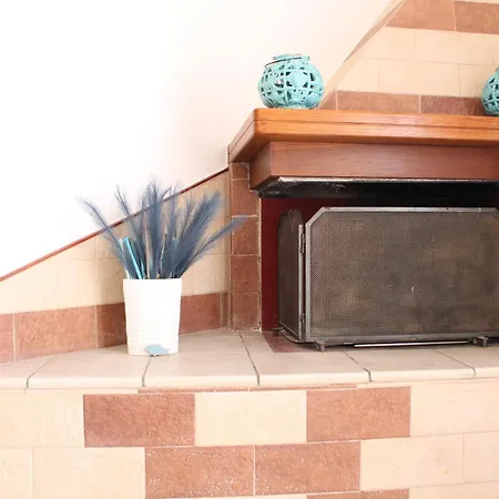 La Casa Di Annamaria By Domusdimore Apartman